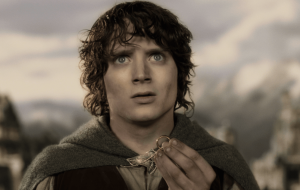 موسیقی متن فیلم Lord of the Rings که در وینیل جعبه از کرگدن صادر شده است موسیقی متن فیلم Lord of the Rings که در وینیل جعبه از کرگدن صادر شده است